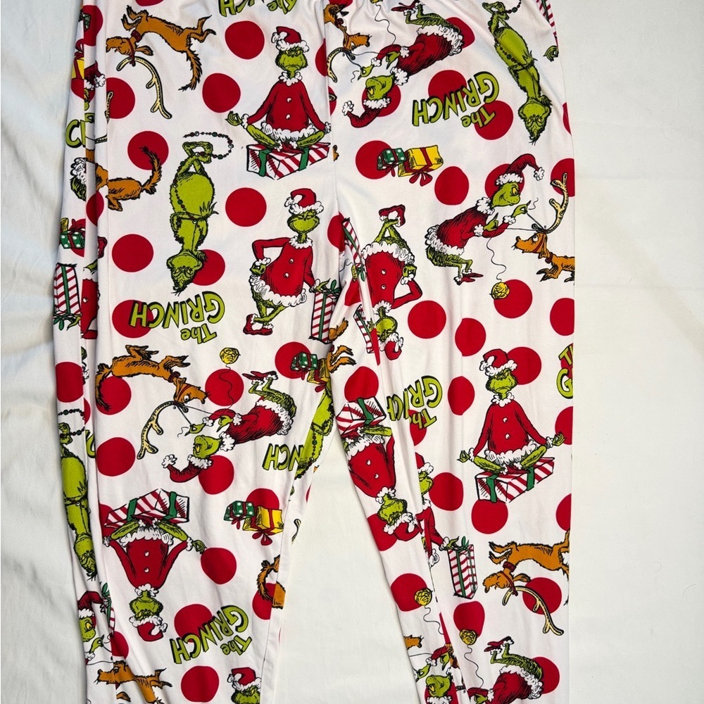 Grinch Pajamas Set - Red and White - Picture 2 of 7